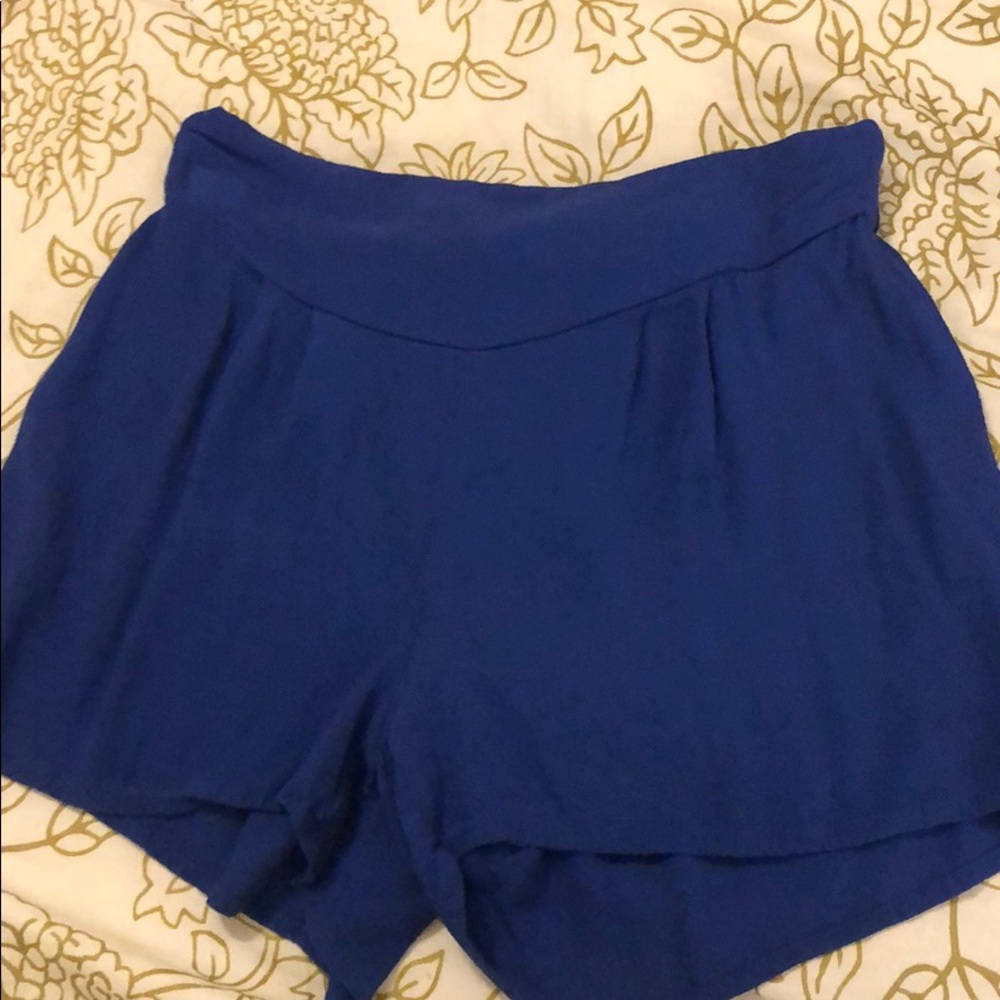 High-waisted shorts